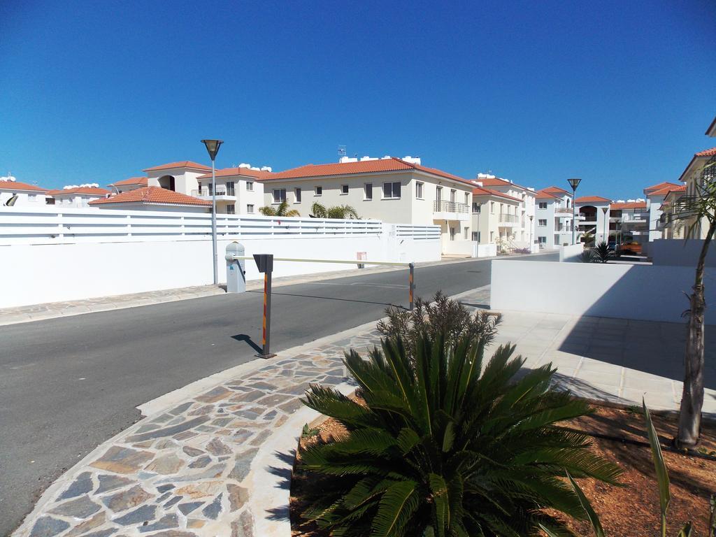 Mythical Sands Resort - Swahili Apartment Protaras Extérieur photo